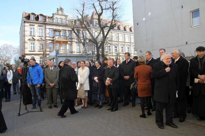 Gniezno: pierwsze &quot;okno życia&quot; u Sióstr Miłosierdzia powstało z inicjatywy Caritas