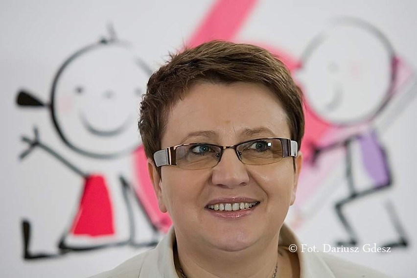 Wiceminister edukacji narodowej Joanna Berdzik zachęca do rozpoczęcia nauki w wieku 6 lat