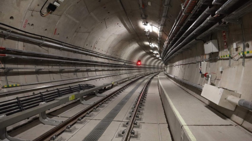 Metro na Bródno z oficjalną datą otwarcia. Wiadomo, kiedy mieszkańcy dostaną trzy nowe stacje. Ratusz podał szczegóły