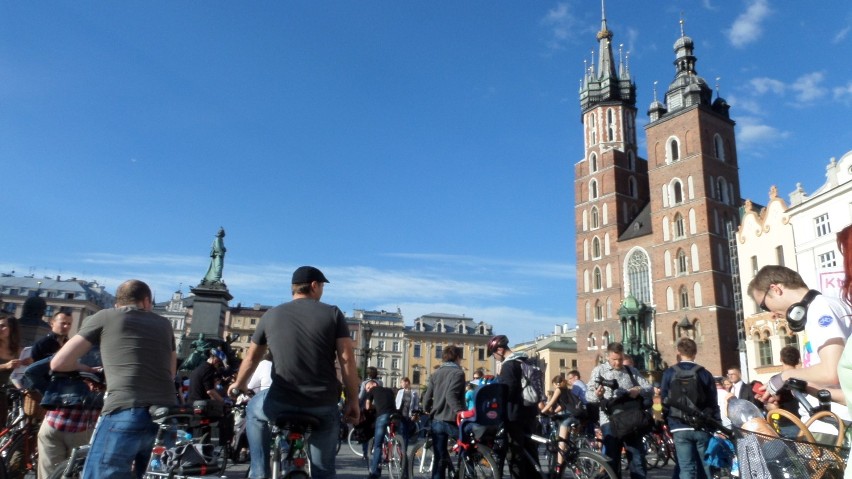 Kraków: Rowerowa Masa Krytyczna [ZDJĘCIA, VIDEO]