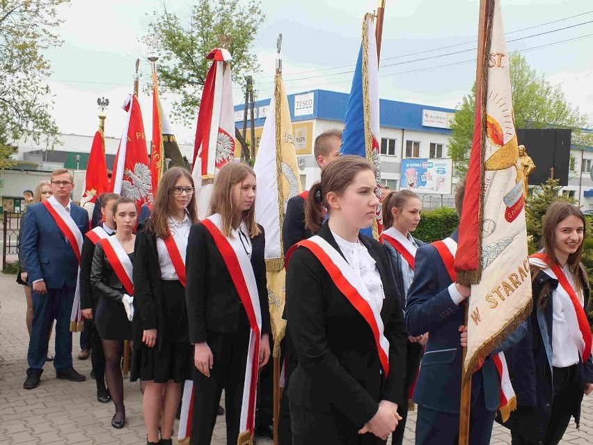 3 Maja w Starachowicach. Uroczystości z przemówieniami bez polityki. List od wojewody (DUŻO ZDJĘĆ)