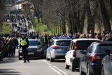 Wielki Tydzień w Kalwarii Zebrzydowskiej i utrudnienia w ruchu. Będą zamykać część ważnych dróg