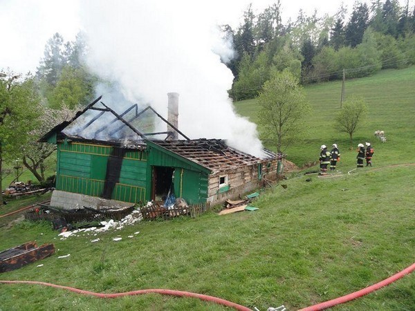 Pożar w Witowicach Dolnych: spłonął budynek mieszkalny [ZDJĘCIA]