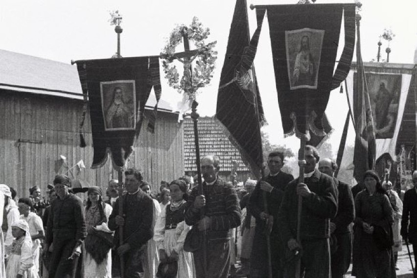 100 tysięcy wiernych w Charłupi Małej na koronacji. Zabrakło...