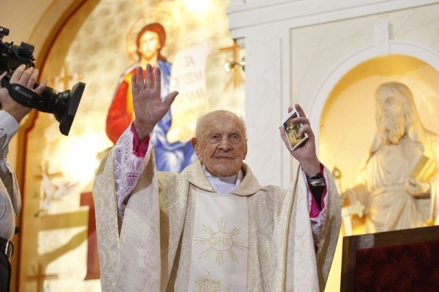 Ksiądz Franciszek Rozwód 10 października skończy 100 lat