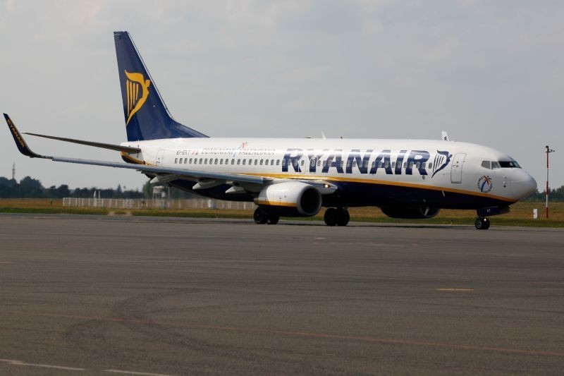 Ryanair przywróci połączenie z poznańskiej Ławicy do East...