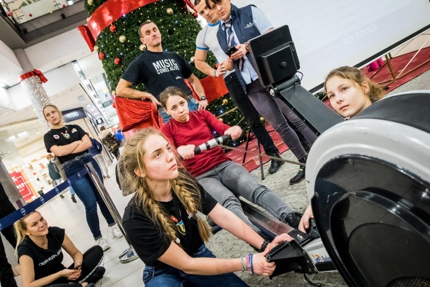 W Focus Mall Bydgoszcz odbyło się wiosłowanie dla Wielkiej...