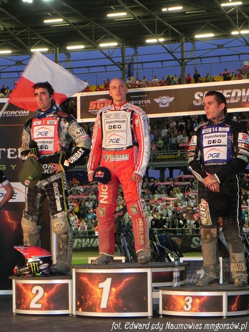 Od lewej: Chris Holder ( Australia ), Jarosław Hampel (...