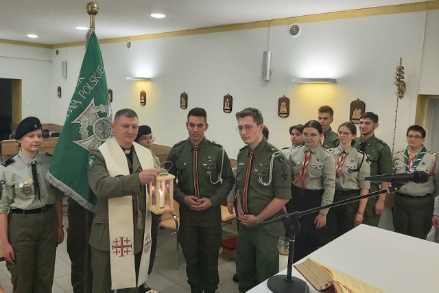 Betlejemskie Światło Pokoju dotarło do Karpackiego Oddziału Straży Granicznej