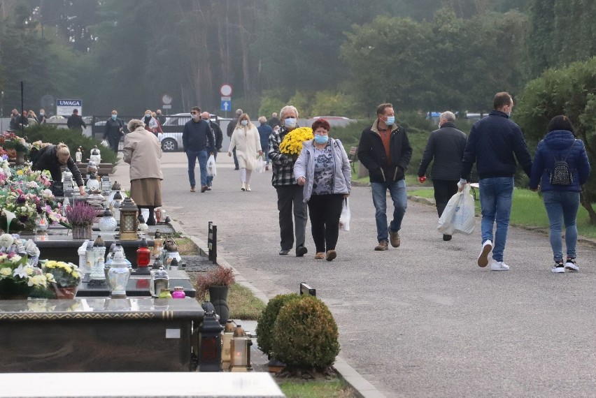 Cmentarz na Firleju. Na tydzień przed Świętem Wszystkich...