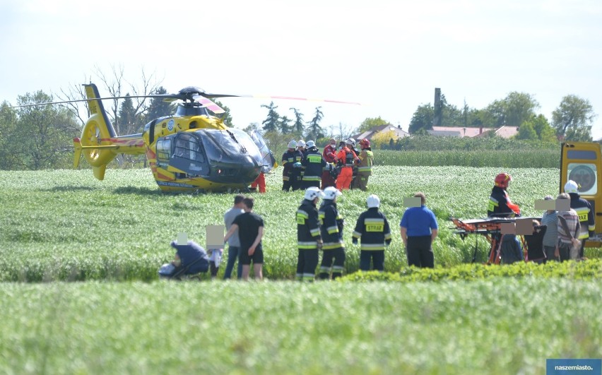 Skarpa runęła na 6 i 10-latka, którzy budowali bazę z piasku pod Włocławkiem [zdjęcia]