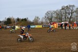 Motocrossowe zawody w Strykowie. Patriotyczne święto z dużą dawką adrenaliny