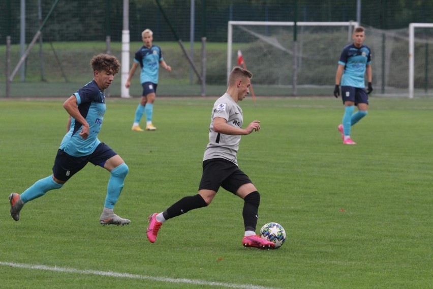 Gwarek Zabrze pokonał w CLJ U-18 Hutnika Kraków 2:1

Zobacz...