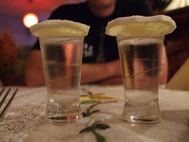 Źródło: http://commons.wikimedia.org/wiki/File:Vodka%2Blimon.jpg