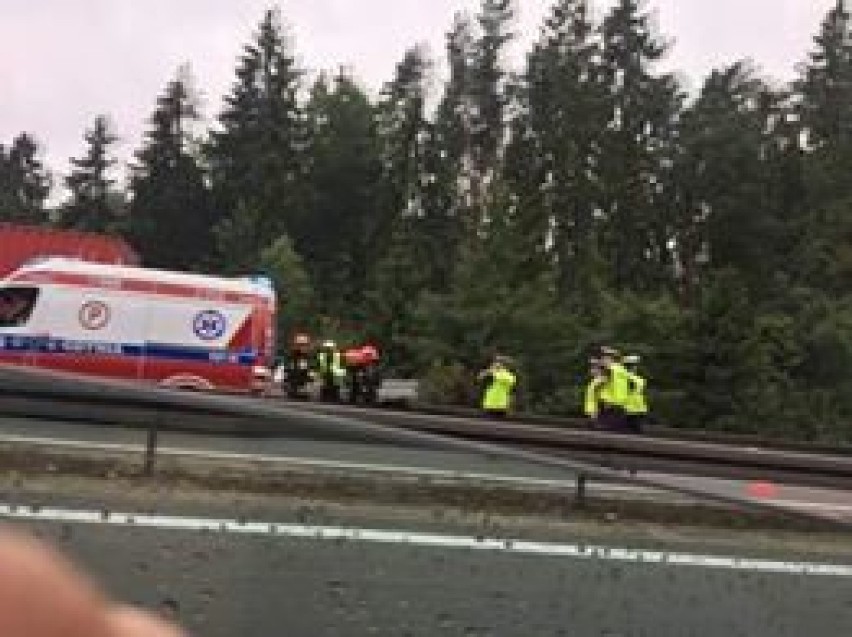 Groźny wypadek na obwodnicy Trójmiasta 13.07.2018. Helikopter LPR z pomocą do poszkodowanego [zdjęcia, aktualizacja]