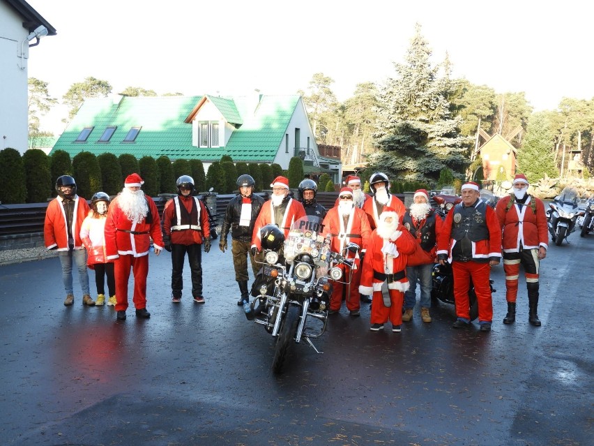 Gostyń. Mikołaje na motocyklach zaskoczyły i rozradowały dzieci i pacjentów szpitali [ZDJĘCIA] 