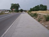 Ścieżka pieszo-rowerowa między Działoszynem a Trębaczewem będzie gotowa do końca lipca [zdjęcia]