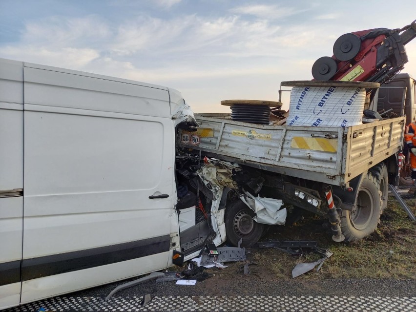 Zobacz także: Wypadek na A1 pod Toruniem. Ruch odbywa się...