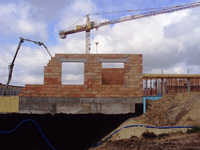 Budowa basenu w Kole trwa już rok