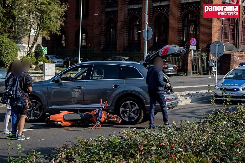 Wałbrzych: Wypadek motocyklisty na ulicy Słowackiego [ZDJĘCIA]