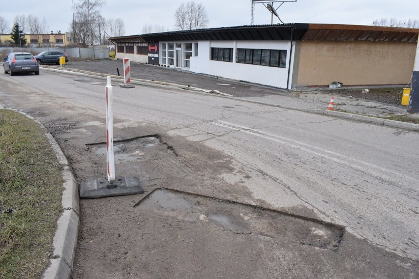 Nowy Dwór Gdański. Trwają naprawy dróg, mieszkańców czekają chwilowe utrudnienia