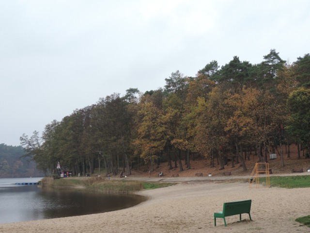 Jezioro Głębokie jesienią