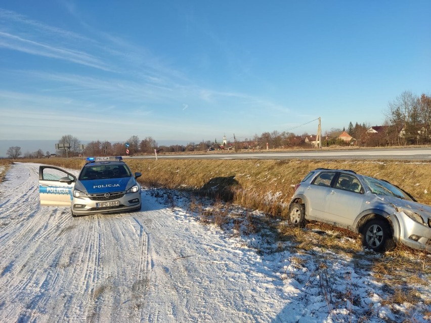 Dachowanie w Niedzieliskach na DW768, 24.01.2022