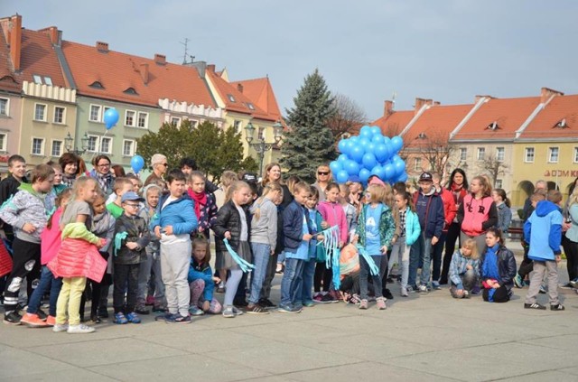 W Wodzisławiu Śl. odbył się niebieski happening