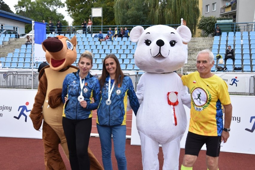 Zobacz relację z 6. PKO Biegu Charytatywnego w Stalowej...