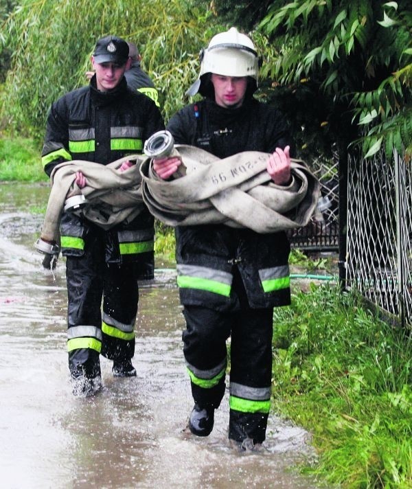 OSP Rzeszotary w akcji. Podczas powodzi są niezastąpieni