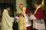 Legnica: Wyświęcenie nowych księży w legnickiej katedrze