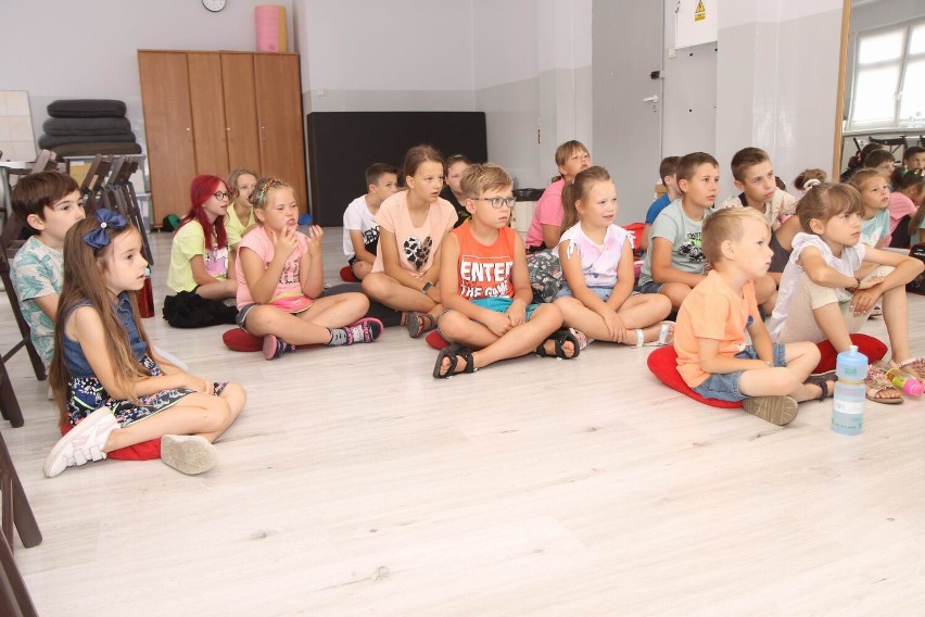 W Chełmińskim Domu Kultury odbywają się letnie zajęcia dla...
