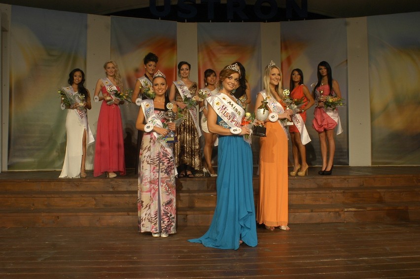 Miss Wakacji 2011 w Ustroniu: Kinga Kubik zdobyła koronę [ZDJĘCIA]