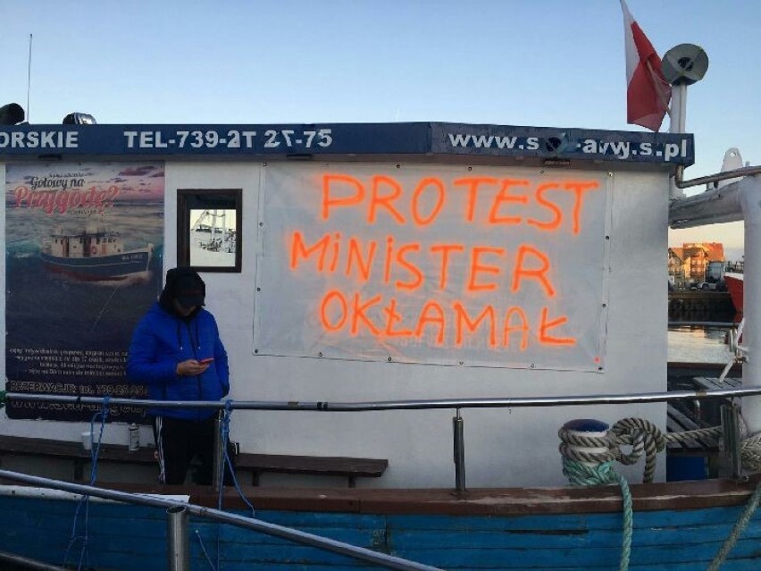 Nie ma porozumienia z wędkarzami morskimi. Będą kolejne protesty i blokady portów [ZDJĘCIA]