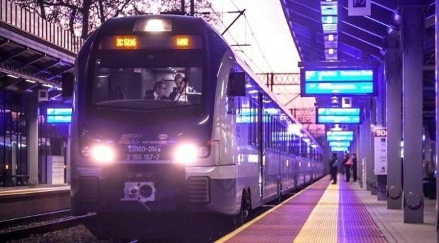 Międzynarodowe pociągi PKP Intercity będą od 10 grudnia jeździć przez Oświęcim