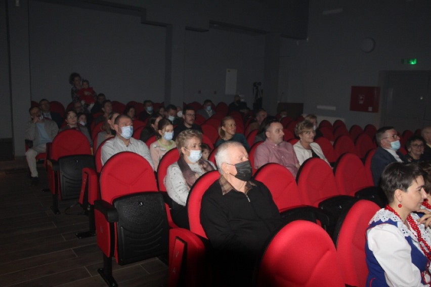 Uroczyste otwarcie sali widowiskowo-konferencyjnej w Domu Kultury Radziejowie [zdjęcia]