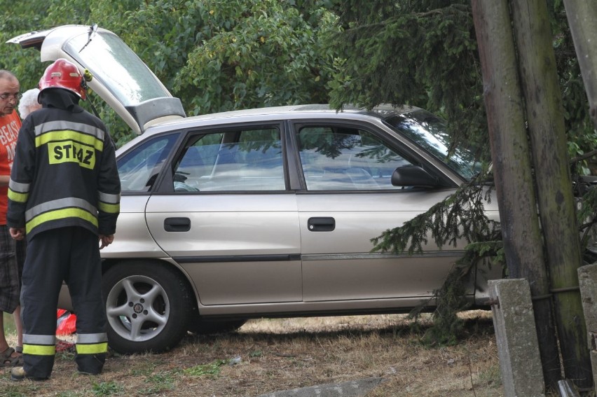 Wypadek w Krajence. Trzy osoby poszkodowane