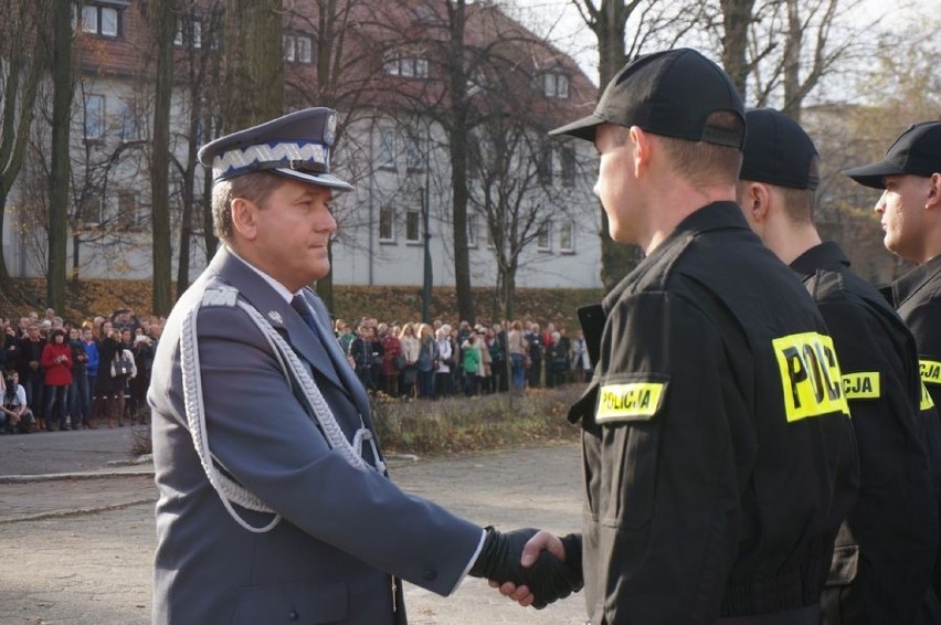 Katowice: ślubowanie dwustu nowych policjantów [ZDJĘCIA]