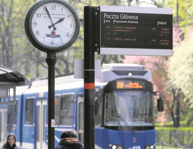 Elektroniczne tablice pokazują tylko rozkłady jazdy tramwajów