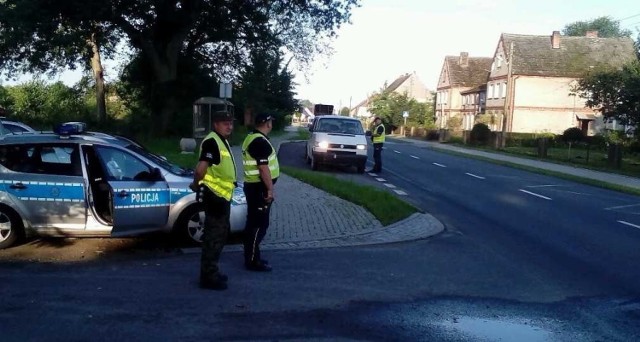 Policja z Dobrzan przeprowadziła w gminie działania kontrolne.