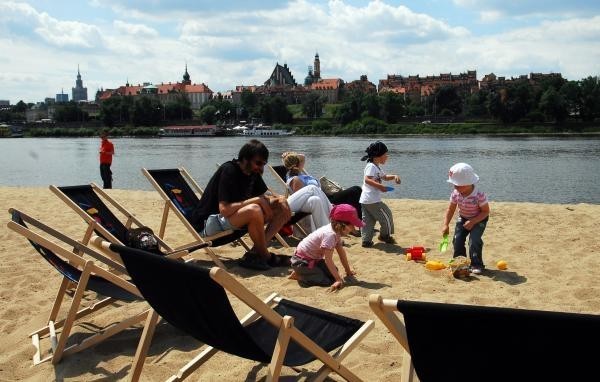 Plaże miejskie oferują wypoczynek na świeżym powietrzu