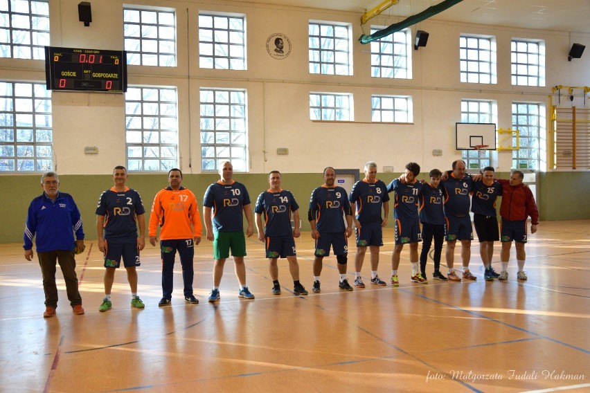 Handball Team OLDBOYS Żary kontra oldboje Czarnych Żagań [ZDJĘCIA,WIDEO]