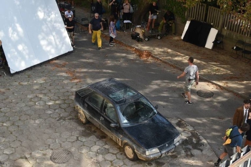 W 2020 roku w Częstochowie nagrywano już zdjęcia do serialu kryminalnego - "Rojst '97" również z udziałem Magdaleny Różczki