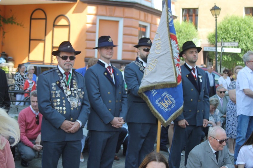 BOŻE CIAŁO: Uroczysta procesja w Krotoszynie [ZDJĘCIA]