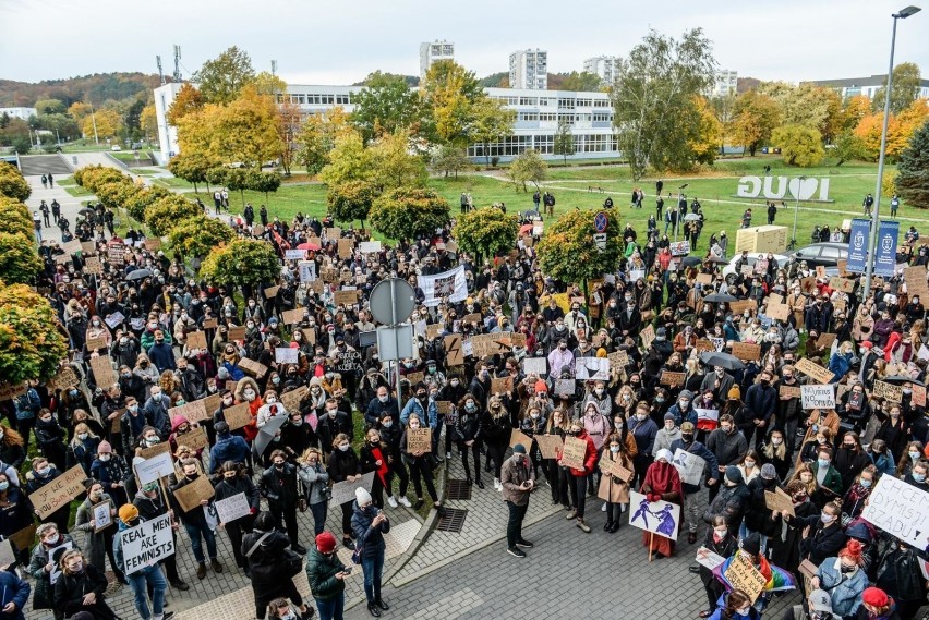 Strajk kobiet w Gdańsku także na uczelniach. Uniwersytet...