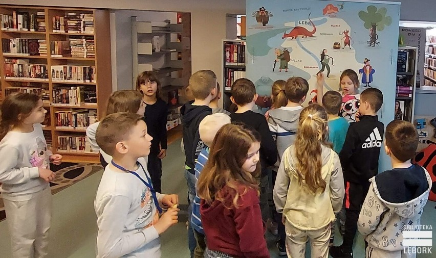Podsumowanie akcji czytelniczej "Biblioteka Go. Błękitny szlak" Wzięło w niej udział 16 szkół powiatu lęborskiego
