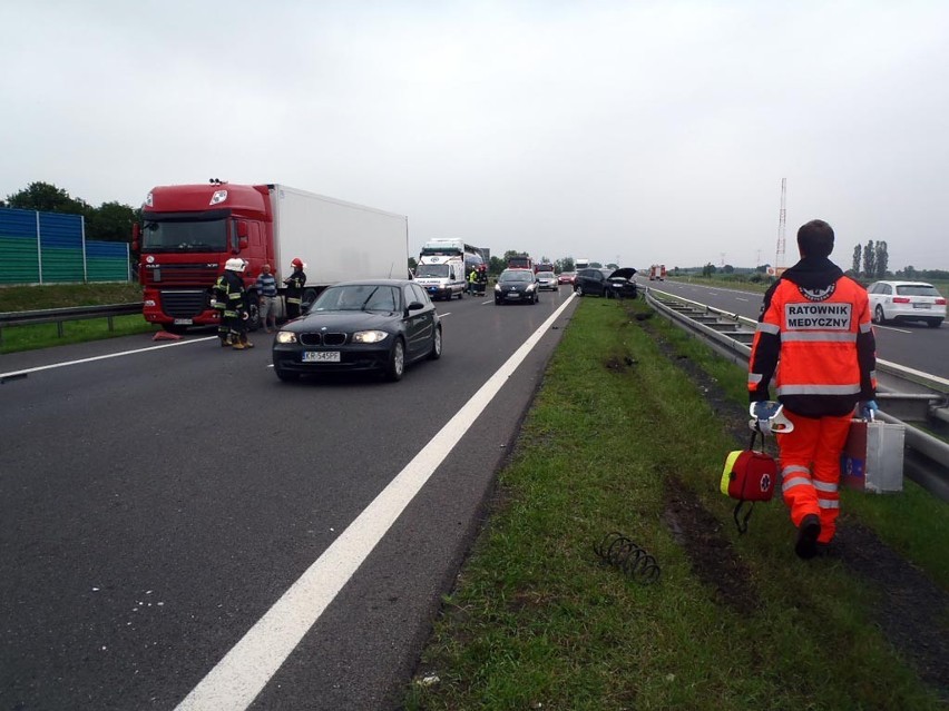 Wypadek na autostradzie A-2 między Wrześnią a Słupcą.