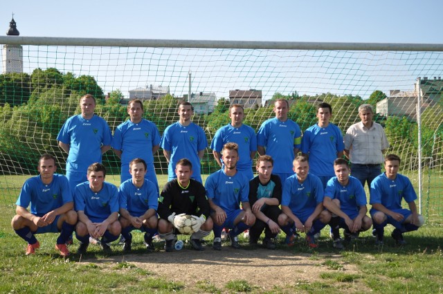 LKS Grudna Kępska - najlepszy zespół gorlickiej B klasy PPN Gorlice
W górnym rzędzie od lewej : Augustyn Krzysztof, Juruś Łukasz, Bochenek Dominik, Juruś Mateusz, Kania Adam ,  Liana Marek, Wąsacz Bogumił - trener.
W dolnym rzędzie od lewej : Gucfa Dawid, Setlik Łukasz, Czyż Mariusz,  Czajka Marek, Dyląg Łukasz, Gruca Marek, Trzaskoś Przemysław, Kuk Kamil i Trzaskoś Dawid