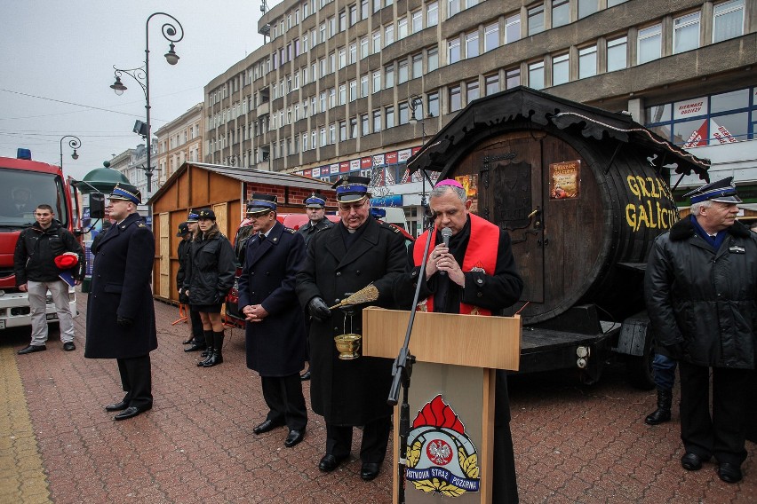 Nowe samochody dla straży pożarnej w Łodzi