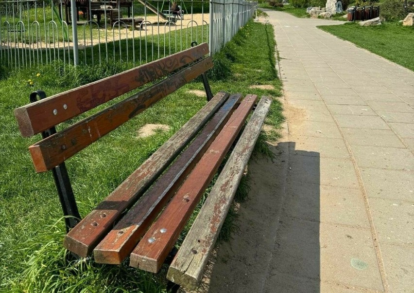 Ławki w parku na Gołębiowie już niedługo zostaną odnowione.